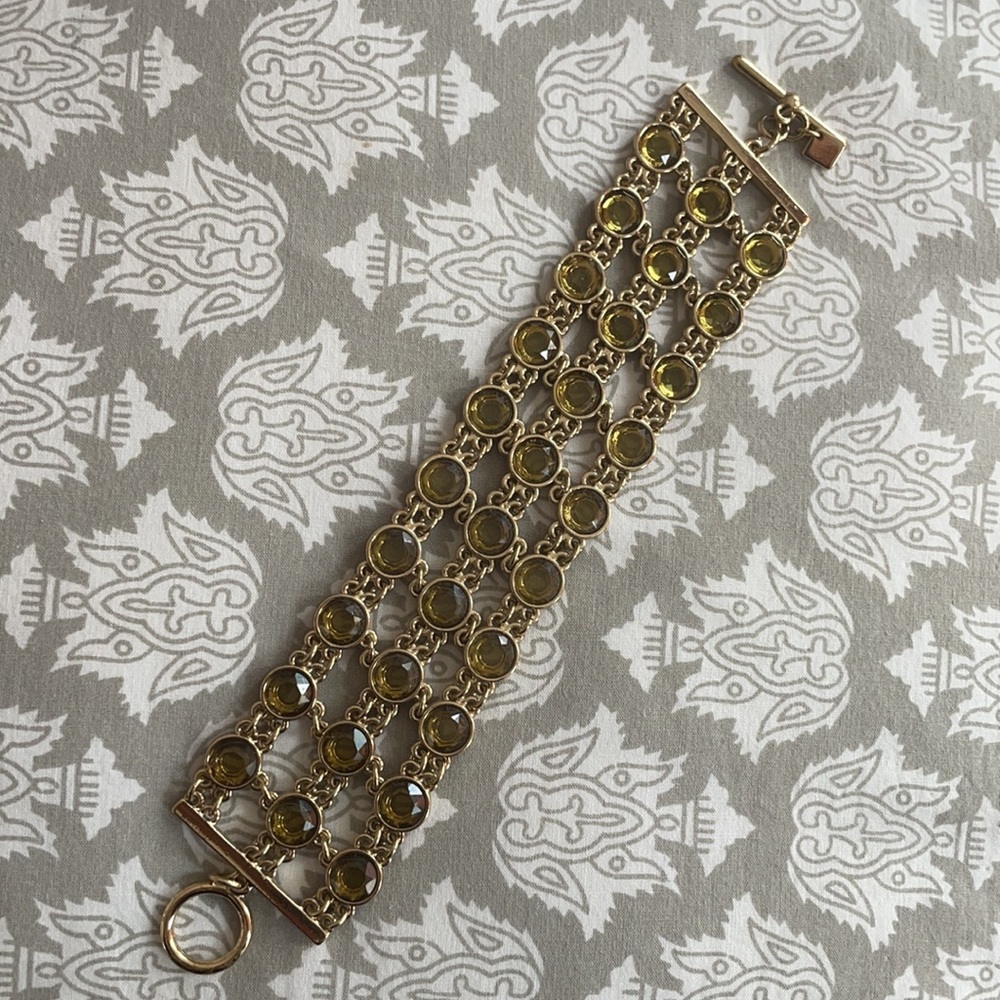 BANANA REPUBLIC Bracelet.